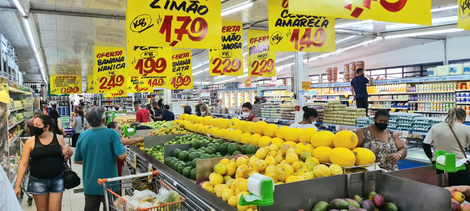 Todas as terças e quartas-feiras o Supermercado Caprichoso faz a grande  promoção da semana para produtos de hortifrutigranjeiros – Jornal TaguaCei
