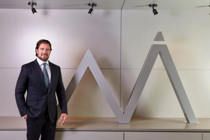 PF: Vorcaro mandou simular assalto e “quebrar dentes” de jornalista