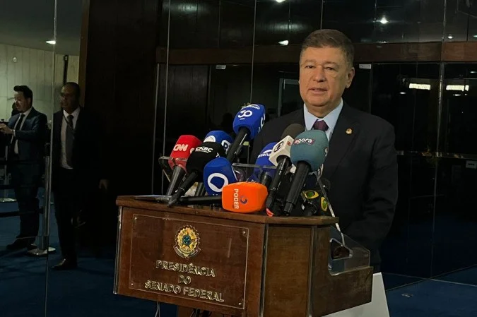 “STF interfere e atrasa investigação”, diz presidente da CPMI do INSS