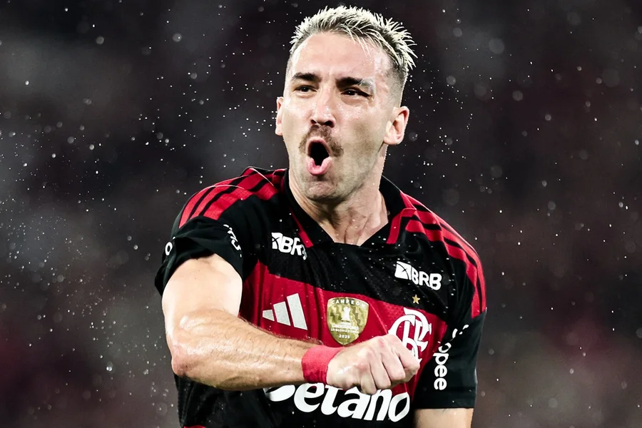 Flamengo bate Remo e vence quarta seguida no Campeonato Brasileiro