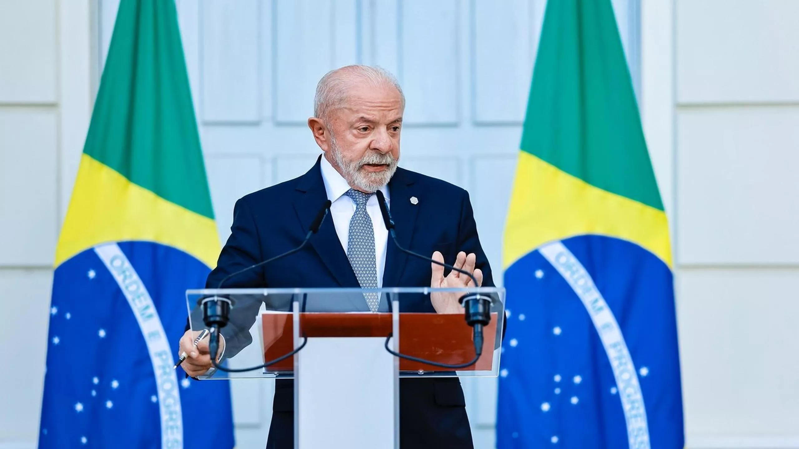 Em meio a ataques dos EUA, Lula defende ampliação do Pix para o Mercosul
