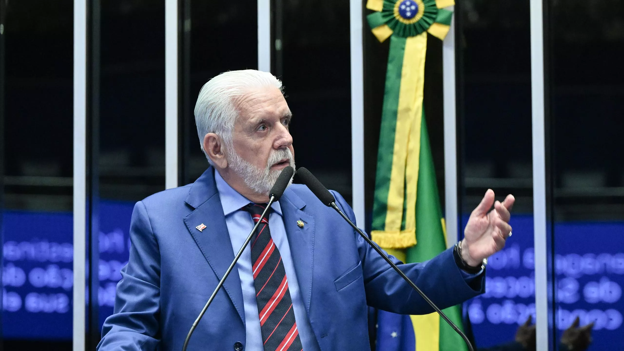 Investigação sobre Jaques Wagner amplia pressão por saída do senador da liderança do governo