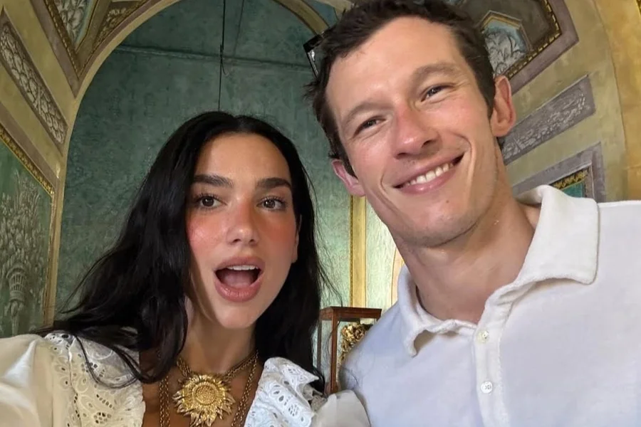 Casamento de Dua Lipa na Itália gera protestos de moradores; entenda