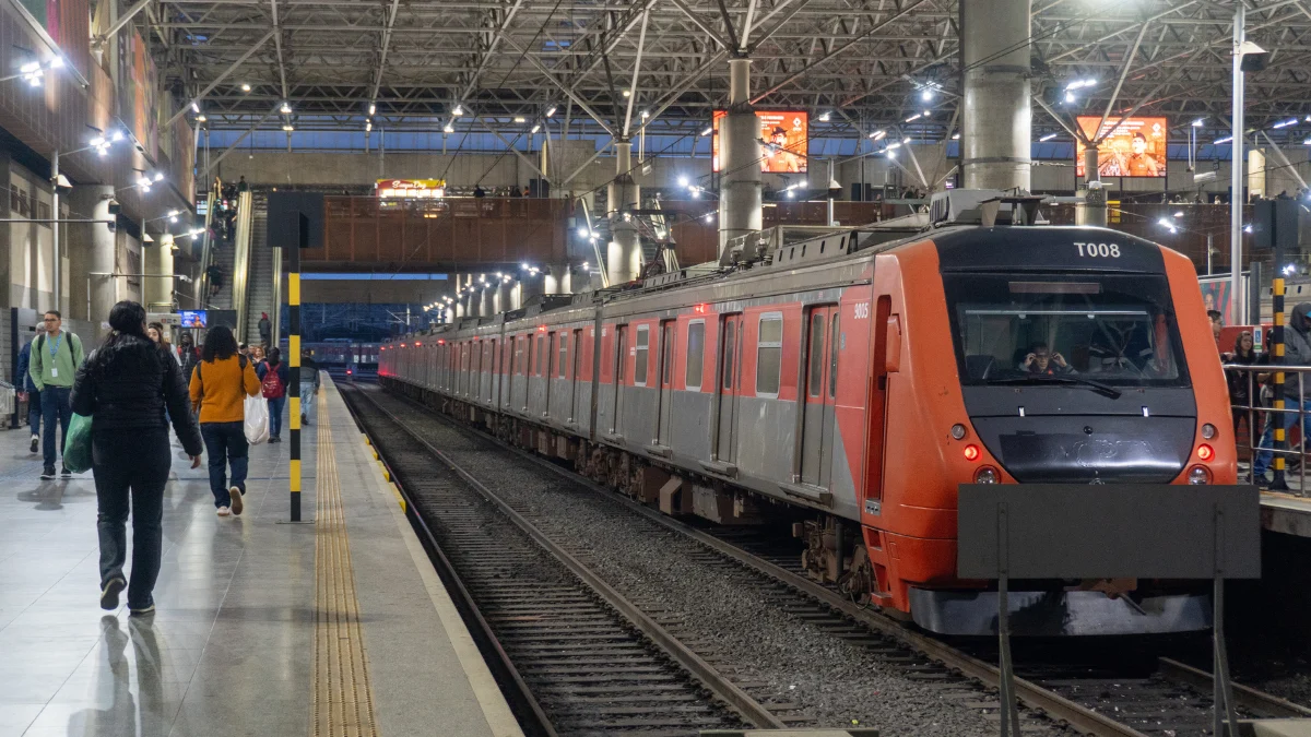 Após caos no transporte, governo de São Paulo determina retorno temporário da CPTM às linhas concedidas à Trivia Trens