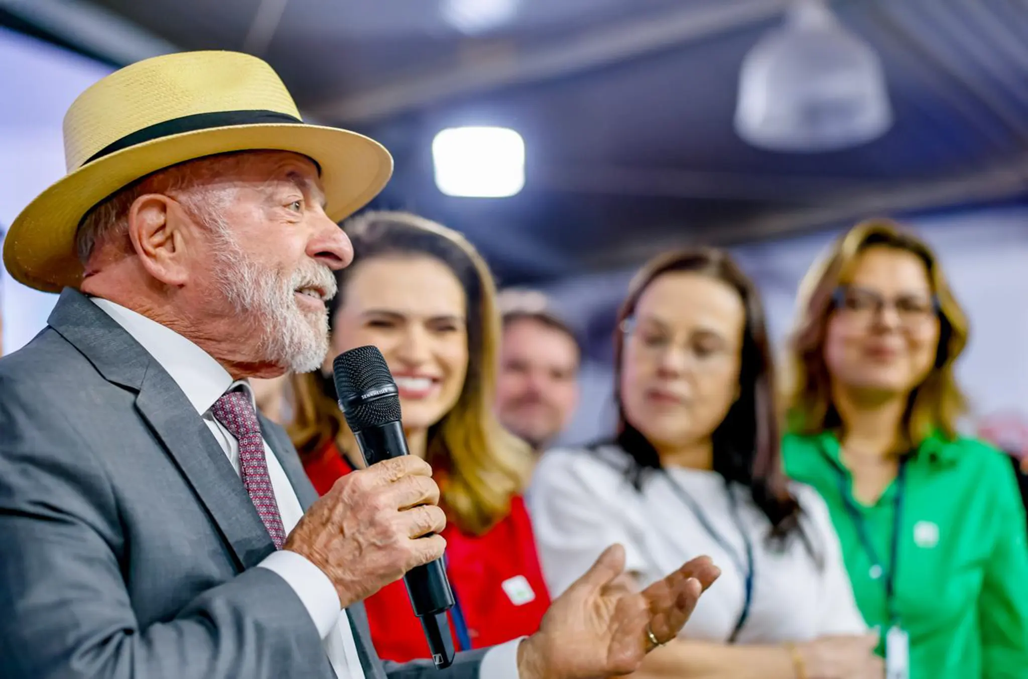 Lula afirma que Marco Rubio pode apoiar adversário, mas diz que Brasil decidirá seu próprio caminho