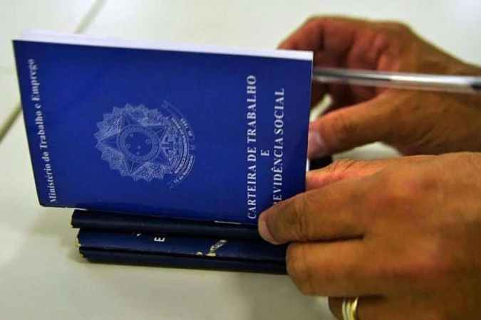 Agências do trabalhador têm mais de 1,2 mil vagas nesta quinta-feira (17)