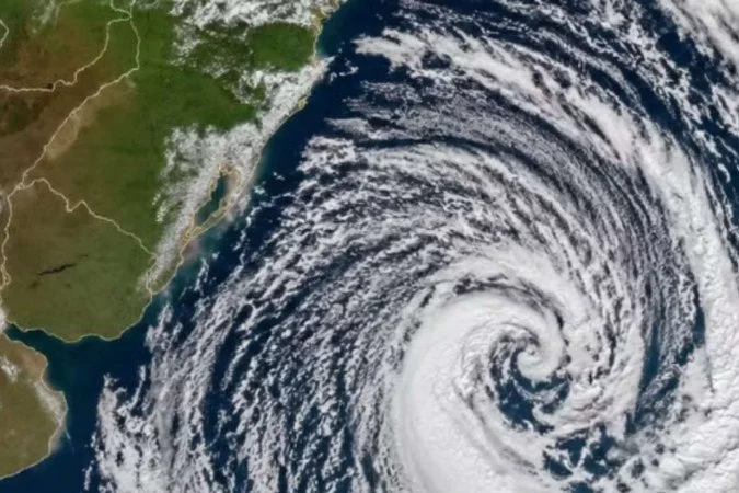 Inmet monitora possível ciclone bomba no Sul do Brasil com ventos de até 100 km/h