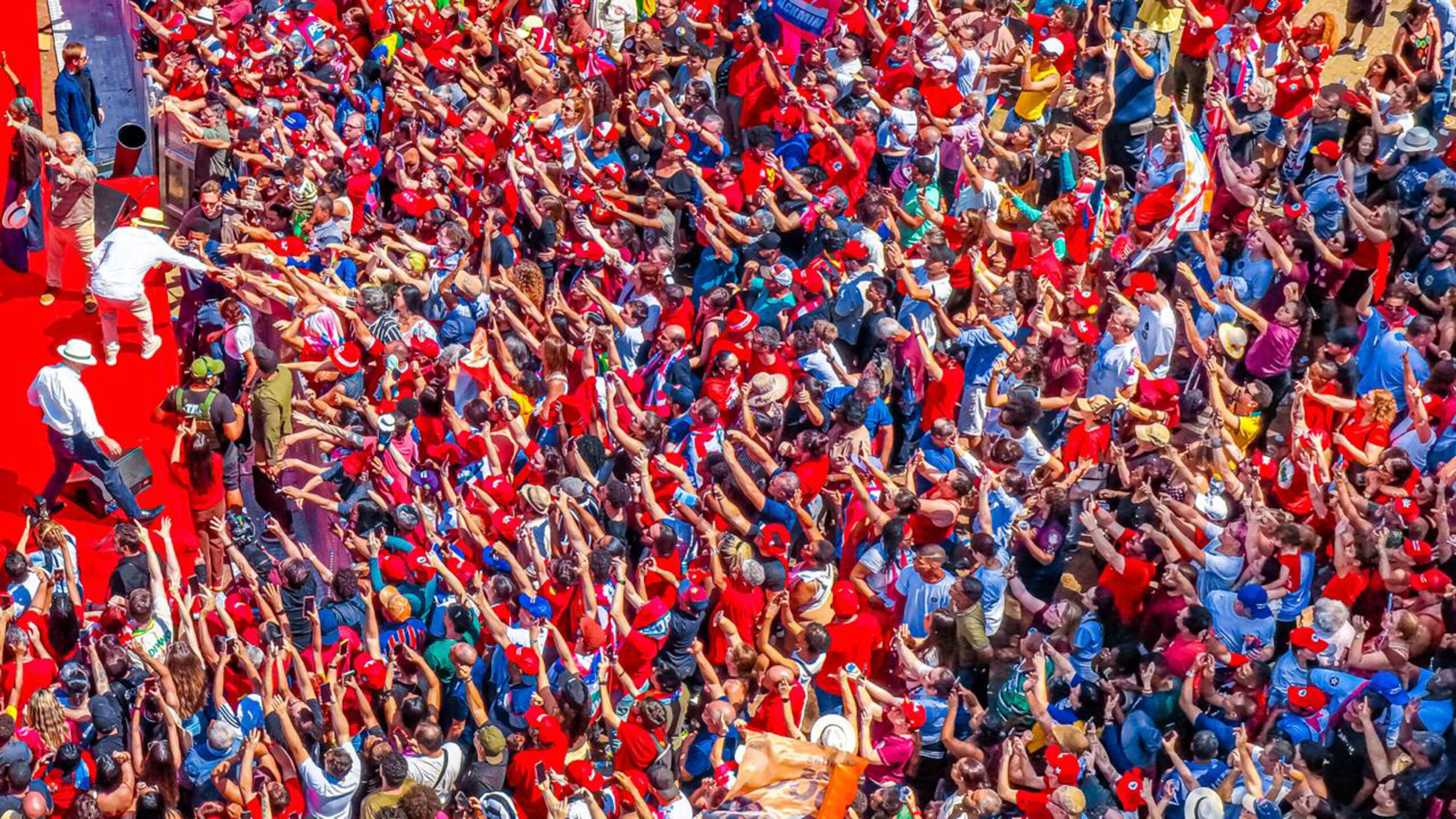 Campanha de Lula prevê mais de 500 atos em todo o país neste domingo