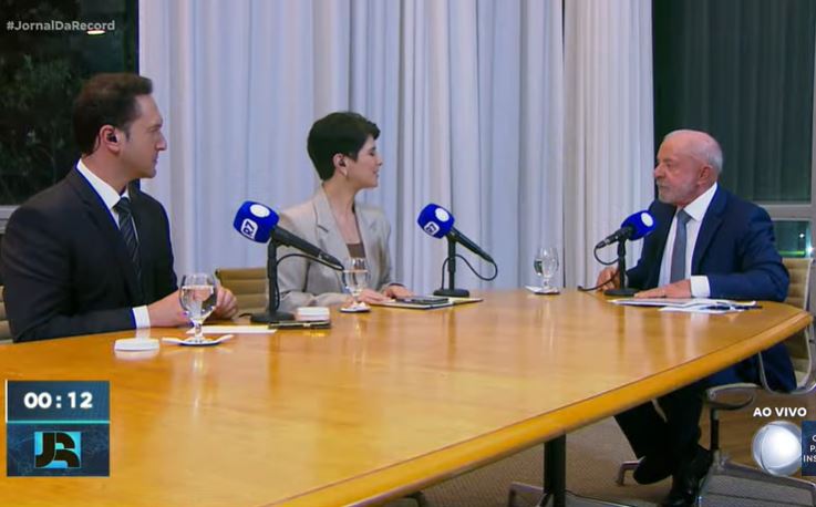 Lula diz que sua principal causa é melhorar a vida dos brasileiros e defende investimentos em educação