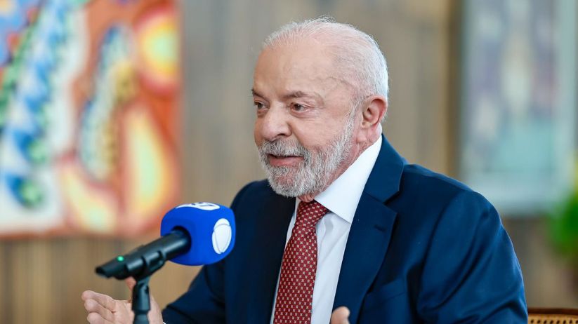 Lula determina recurso da AGU contra afastamento do chefe da Polícia Federal