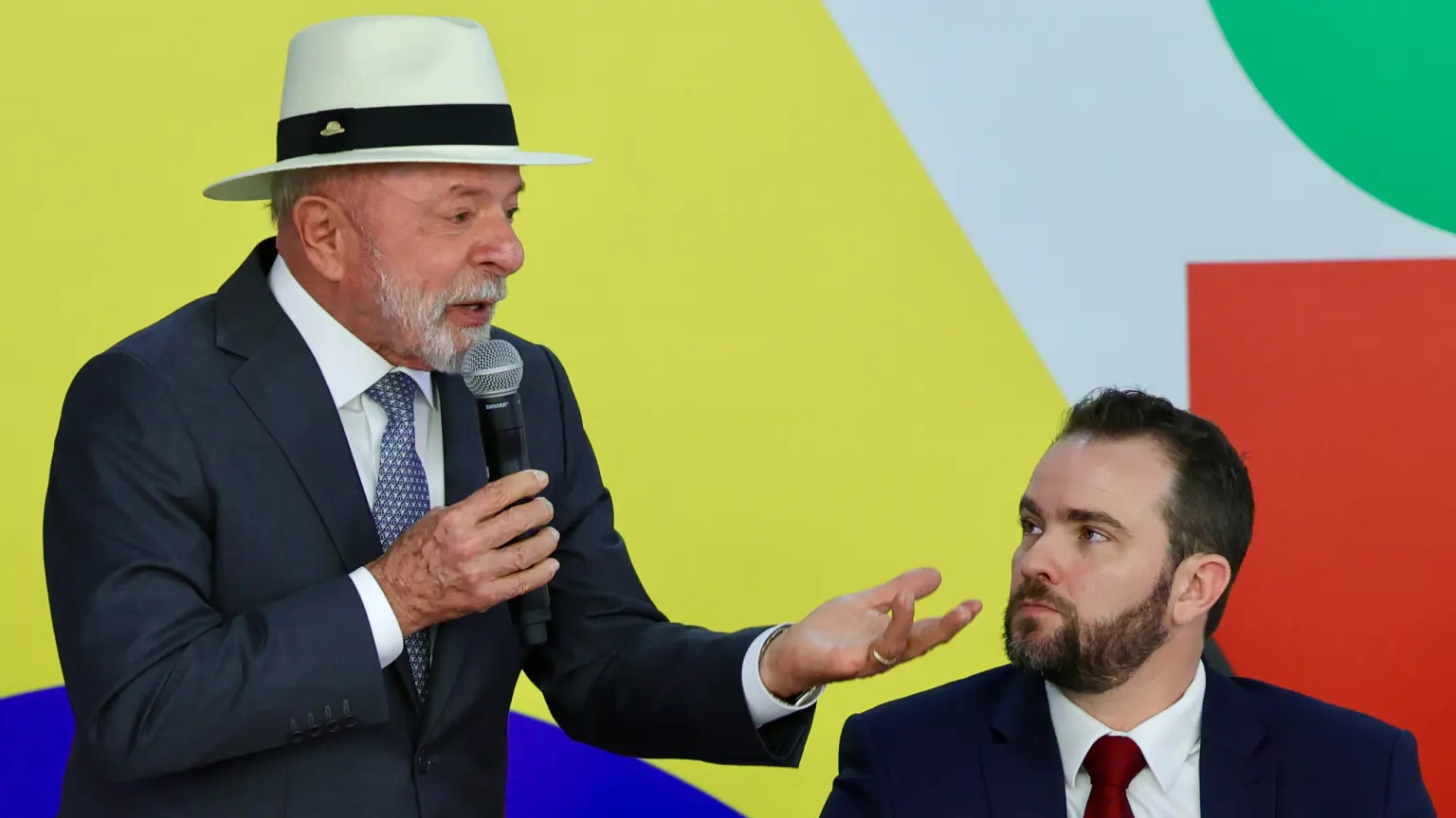 Governo Lula avalia antecipar leilão para compra de dívidas do novo Desenrola