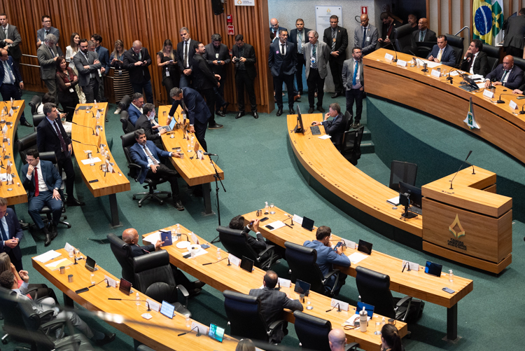 Deputados distritais avaliam vitória de Lula e reeleição de Celina Leão na CLDF