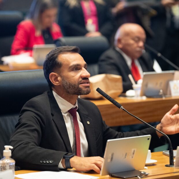 Fábio Felix tem menor custo por voto entre deputados federais eleitos pelo DF